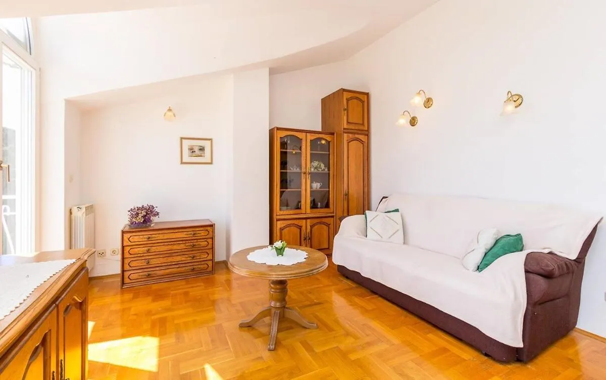 Apartments Pradolando Pula